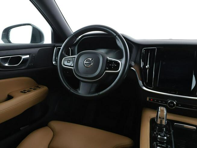 Volvo V60 GRATIS! Pakiet Serwisowy o wartości 1000 zł!