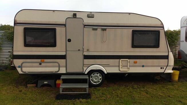 PRZYCZEPA KEMPINGOWA