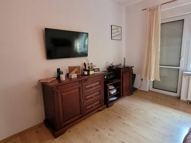 Na sprzedaż dom wolnostojący z ogrodem, dużą działką