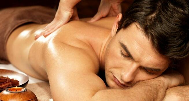 PRACA W SALONIE MASAŻU