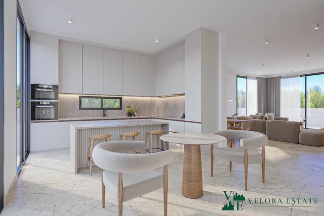 DOM NA CYPRZE - 180 m² - €450 000 + VAT- Świetna Lokalizacja