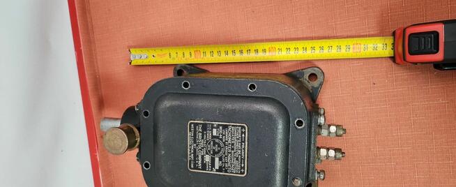 zabytkowe tachometryczne magneto, model 44