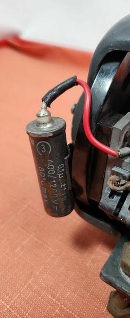 Zabytkowa przetwornica napięcia