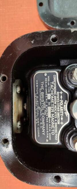 zabytkowe tachometryczne magneto, model 44