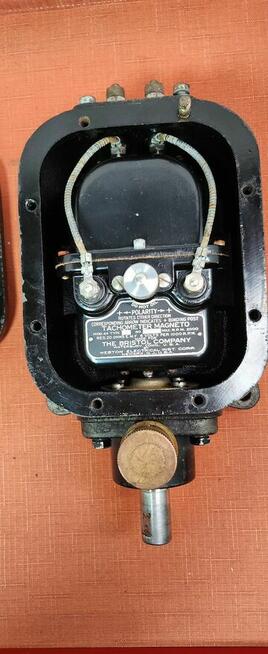 zabytkowe tachometryczne magneto, model 44