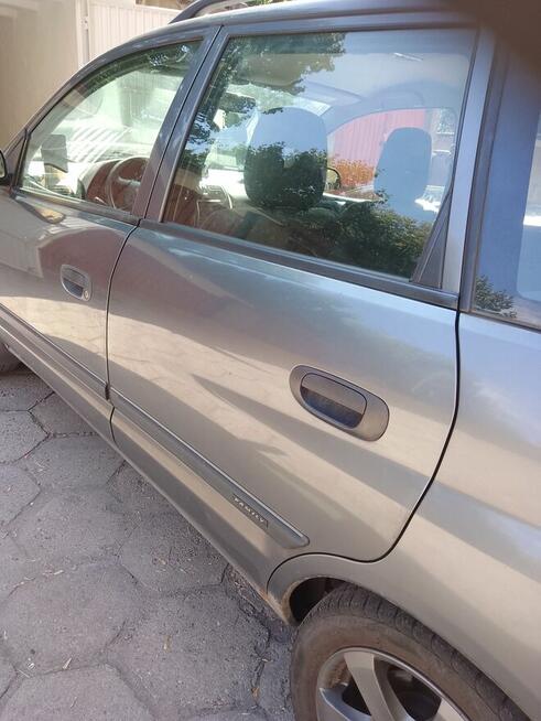 Sprzedam Mitsubishi Space star 1.6 benzyna