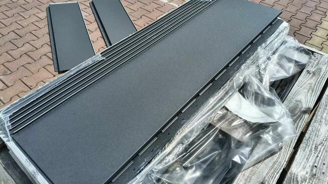 Blachodachówka płaska grafitowa od ręki Blachtex Klęczany