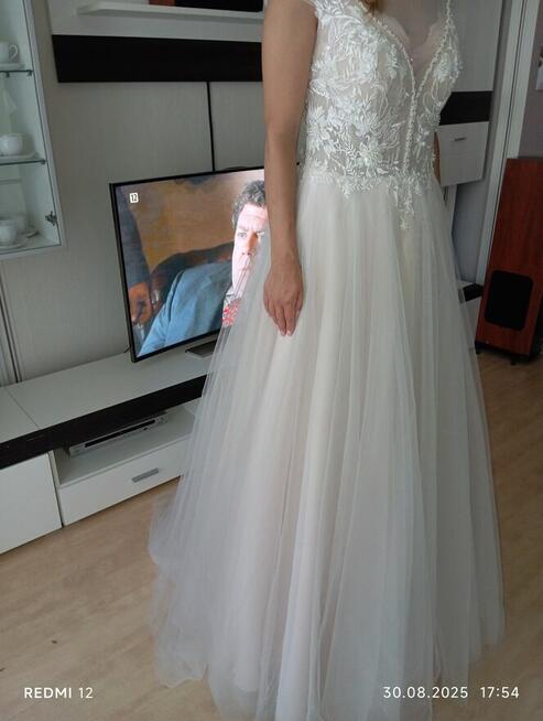 Suknia ślubna nowa z metką