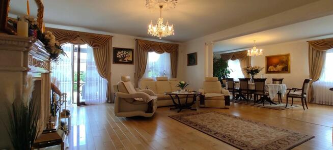 Ekskluzywny dworek w Klaudynie na pograniczu Warszawy 2016r