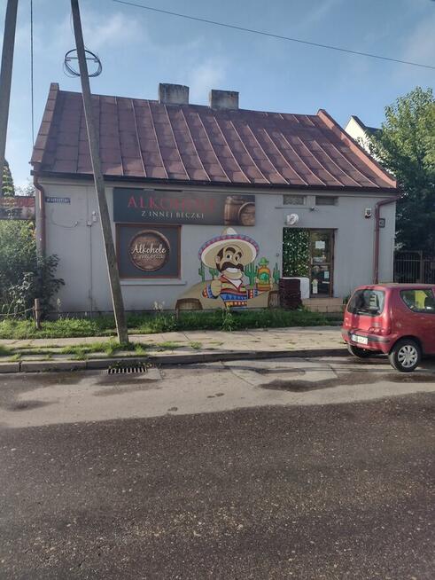 Lokal 40 m2 plus zaplecze