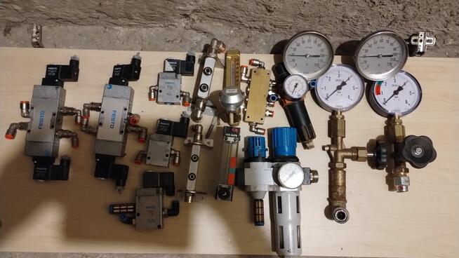 Sprzedam pytać o cene