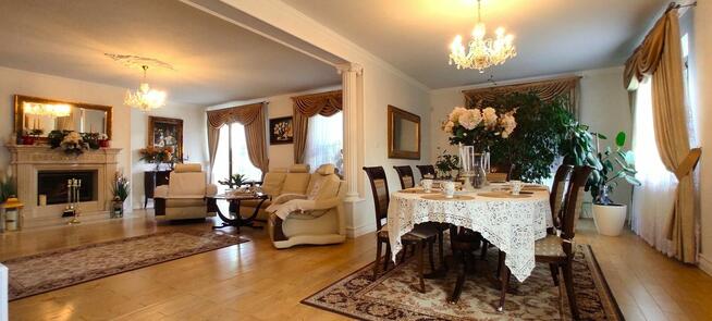 Ekskluzywny dworek w Klaudynie na pograniczu Warszawy 2016r