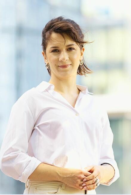 Specjalistka ds. projektów i obsługi klienta – 4 języki