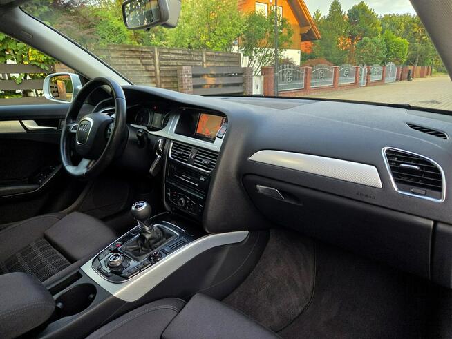 Audi A4 B8 Kombi 2.0TDI 143KM 2010r, Navi, Grzane Fotele, Manual