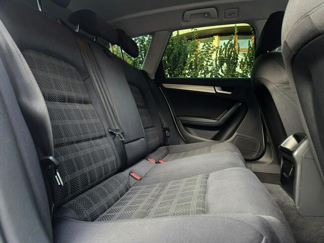 Audi A4 B8 Kombi 2.0TDI 143KM 2010r, Navi, Grzane Fotele, Manual