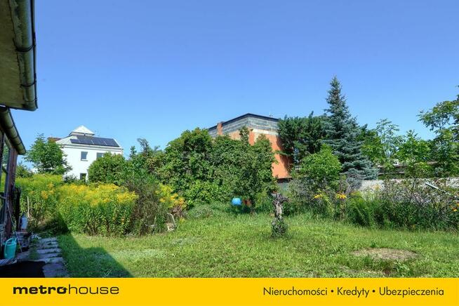 Dom z działką na Złotnie-800 m² zieleni i spokoju!