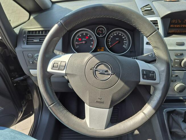 Opel Zafira 1.6 Benzyna 7 foteli zero rdzy import Francja