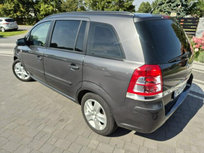 Opel Zafira 1.6 Benzyna 7 foteli zero rdzy import Francja