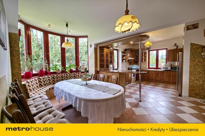 * Luksusowy dom z basenem nad jeziorem 1,11 ha *