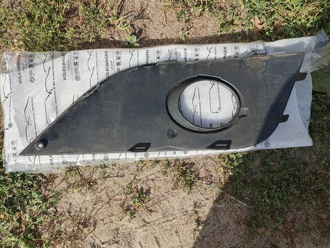 Seat Exeo.Kratka halogenu prawy przód orginał.