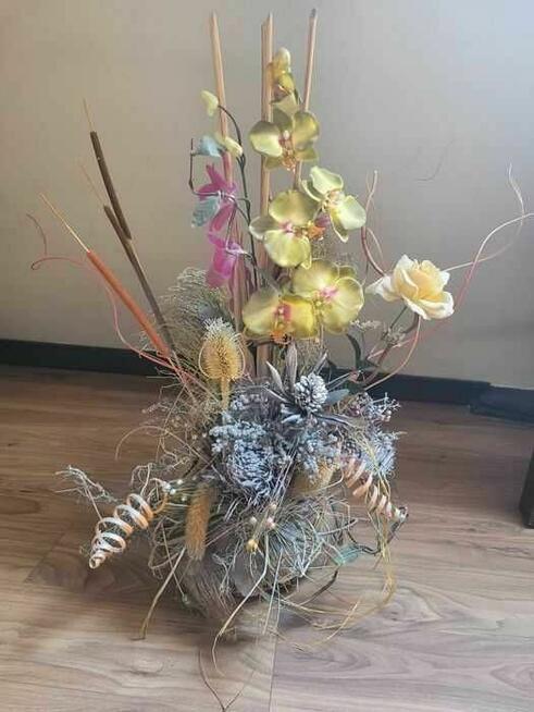 Duży stroik sztuczne kwiaty