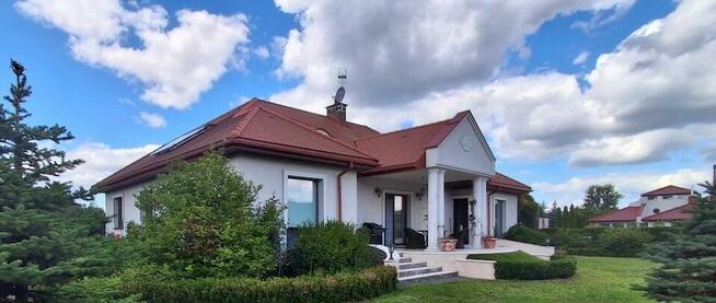 Ekskluzywny dworek w Klaudynie na pograniczu Warszawy 2016r