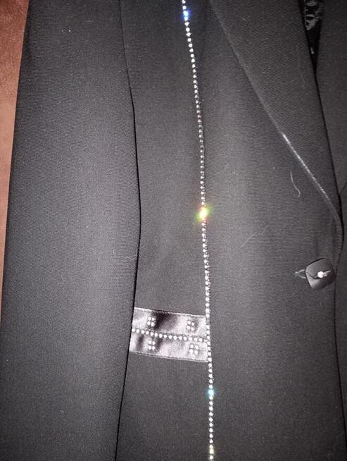 czarna marynarka z cyrkoniami rozmiar 38