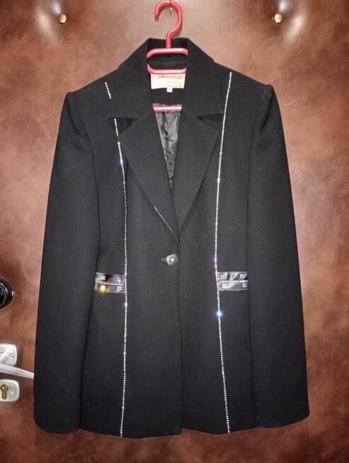 czarna marynarka z cyrkoniami rozmiar 38