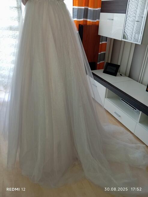 Suknia ślubna nowa z metką