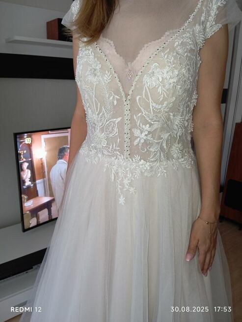 Suknia ślubna nowa z metką
