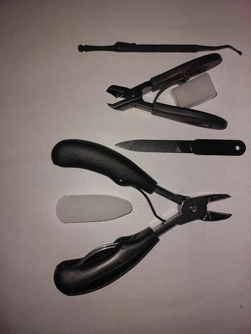 Komplet do manicure i pedicure