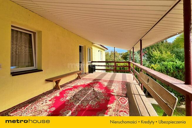 Dom na wsi w Rębisze-Kolonia, gm. Goworowo.