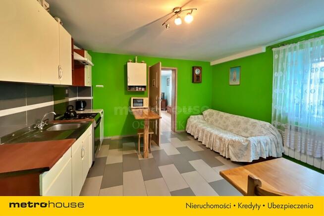 Dom na wsi w Rębisze-Kolonia, gm. Goworowo.