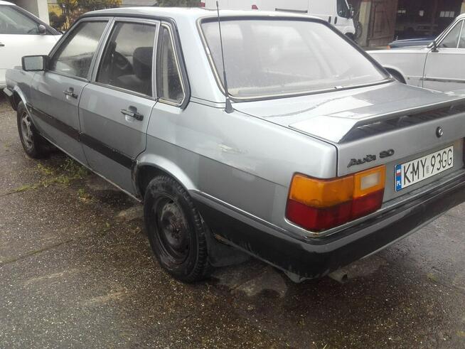 Audi 80
