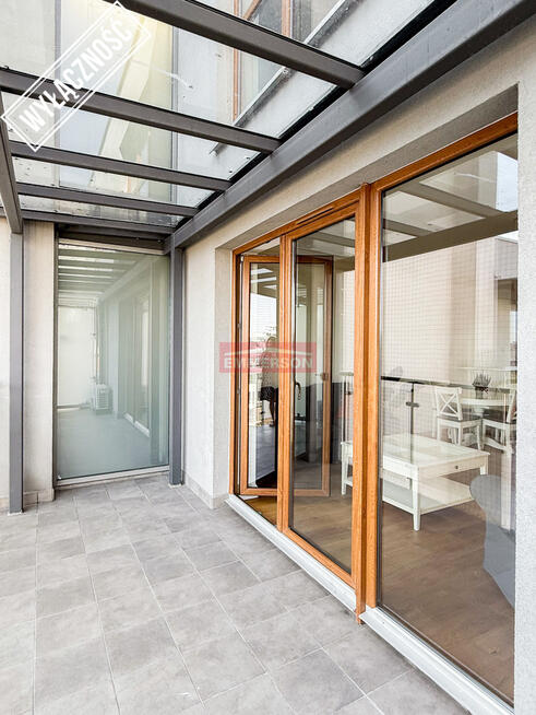 Wiślane Tarasy, miejsce postojowe ENG Pet fiendly