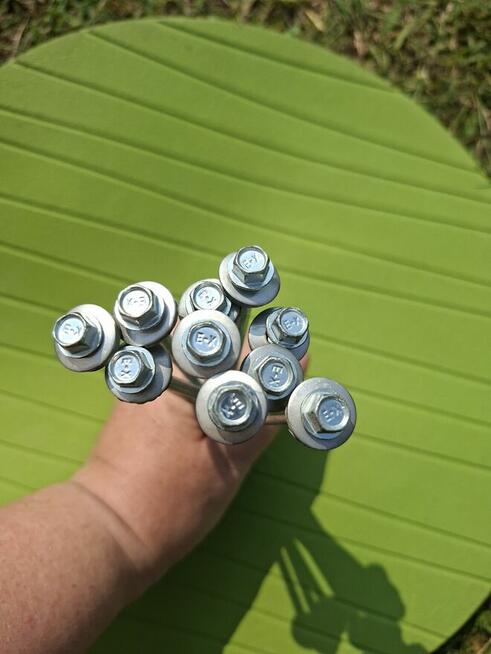 Wkręt nierdzewny 170 do płyty warstwowej podkładka+uszczelka