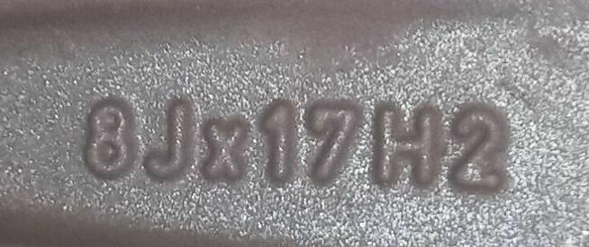 Koła (felgi alu + opony wielosezonowe) 245/45R17