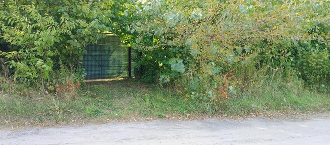 Sprzedam działkę kamionka