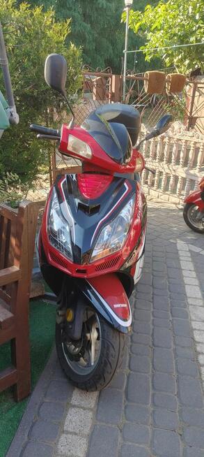Sprzedam używany skuter Benzer