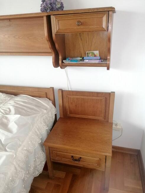 Komplet mebli do sypialni (łóżka, szafki, szafy, toaletka)