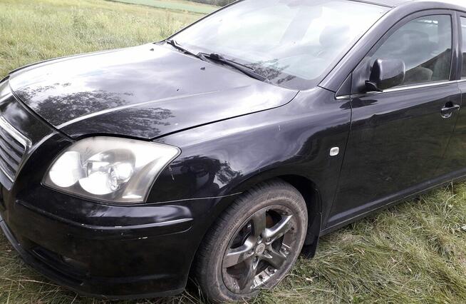 toyota avensis 2.2 d4d na czesci kolor 209