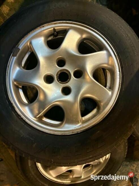 Koła Alufelgi 15 4x108 Citroen Opony Zeetex 205/65 R15 94V