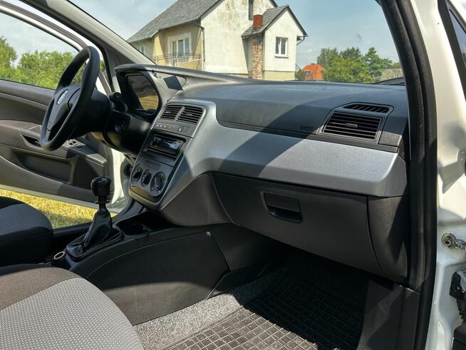 Fiat Grande Punto 2011 / Super Stan / Klimatyzacja