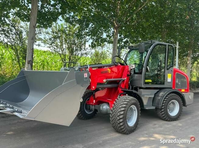 Ładowarka teleskopowa HORNET HMA818T udźwig 1800 kg