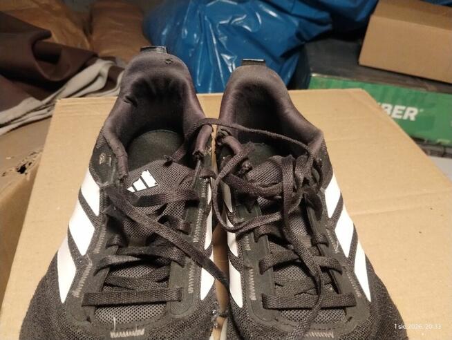 sprzedam buty adidas