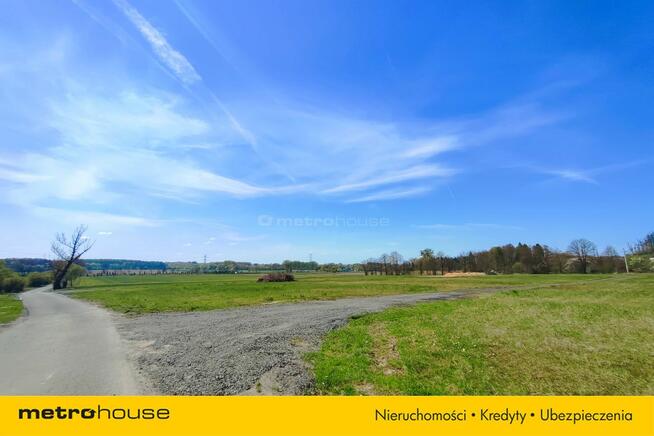 800 m2 z pięknym widokiem na pola i łąki!