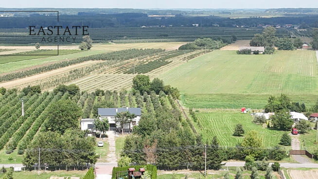 Na sprzedaż przestronny dom 280 m² na działce 0,9 ha – Świdno, gm. Mogielnica
