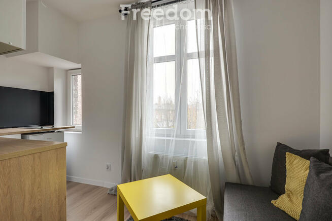 Jasna kawalerka w pobliżu Ikea
