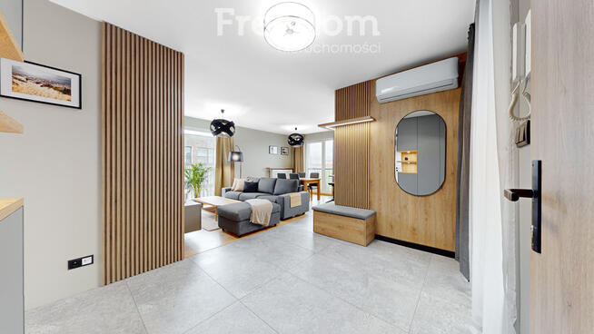 Czteropokojowy apartament z tarasem - Centrum