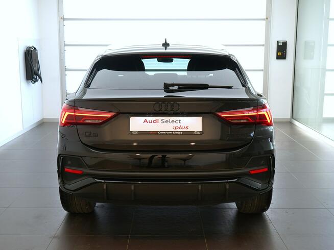 Audi Q3 35TFSI 150KM Sline AktywnyTempomat Ambiente Led Kamera MartwePole 19"